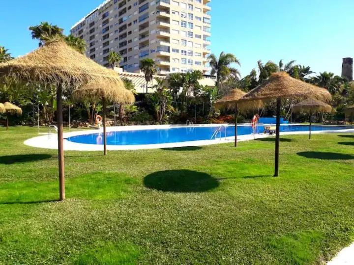 Modern Three-Level Apartment Near The Sea Benalmadena Exterior photo